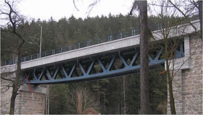 1. Úvod Spřažené příhradové mosty: ocelový