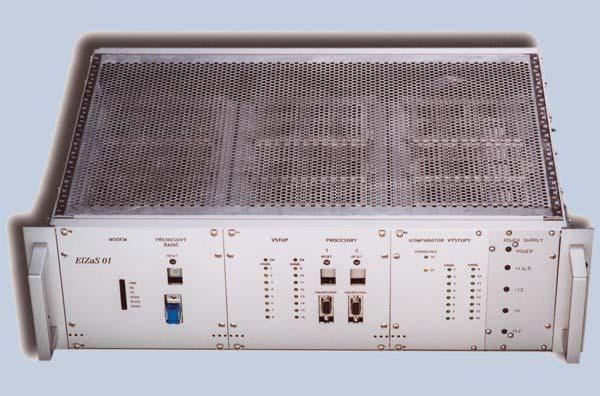 20/2005 SZ) TP AŽD 404 Všechny elektronické doplňky (prvky) mají na svých výstupech zapojená výstupní relé typu NMŠ. Obr. 1 Panel elektroniky PZZ K III.