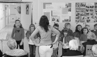 Čtení dětem Dne 11.4. se v dopoledních hodinách uskutečnil zajímavý program pro uživatele DPS Kopretina a DZR Petrklíč. Díky spolupráci s třídní učitelkou p.