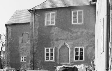 Východní průčelí menšího konventu s fragmentem trojdílného okna, 1350 1360, stav v roce 2015. Foto: Helena Soukupová.