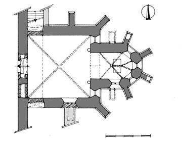 Rozebrání dlažby a odtěžení zásypu v interiéru pak prokázalo, že se pozdně středověká podlaha nacházela cca 30 cm pod úrovní nynější, jak dokládala hrana omítkové vrstvy s nástěnnými malbami dotažená