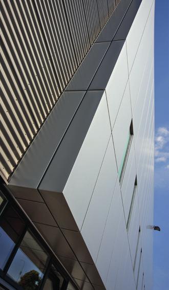 Speciální řešení Architekti se neomezují jen na výraz obvodového pláště budovy, svůj zájem rozšiřují na