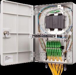 Capacity of 16 optical connectors Connector holder LC duplex, SC duplex Extra 2 optional adapter positions for connecting the input optical cable with splitter, or for measurement over one fiber