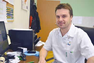 Oproti tomu dnes již využíváme bezdrátového přenosu, takže endoskopy jsou mnohem tenčí a pružnější, vysvětlil primář gastroenterologického oddělení Nemocnice Prostějov MUDr. Mgr.