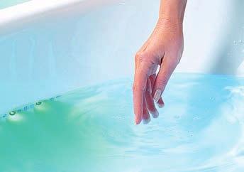 3 Hygiena B. Pokročilé polohovatelné vany Jsou určeny zejména pro intenzivní provoz. Povrch těchto van je zhotoven z odolného sklo-akrylátu.
