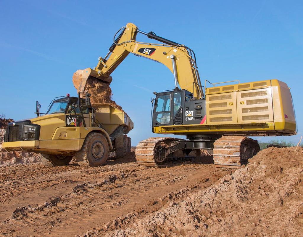 Spolehlivost a produktivita Vysoký výkon a přesné ovládání umožňují přemístit více materiálu Výkonná a efektivní konstrukce Když je třeba rychle a efektivně přemístit těžký materiál, potřebujete