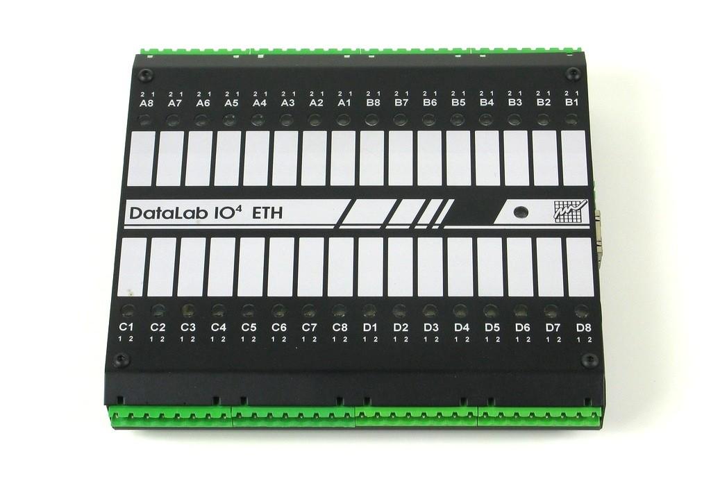 Používá desku s řídicím procesorem - CPU modul DL-ETH4. Pozice pro vstupně/výstupní moduly jsou označeny A až D.