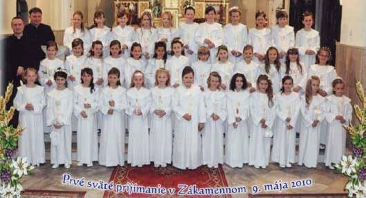 Cestou späť domov sme ešte navštívili Ludmierz, kde sme si prezreli hlavne ružencovú záhradu a nazreli do kostola s prekrásne ozdobeným oltárom.