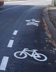 dopravním prostoru (ochranné a vyhrazené pruhy pro cyklisty či piktogramové koridory).