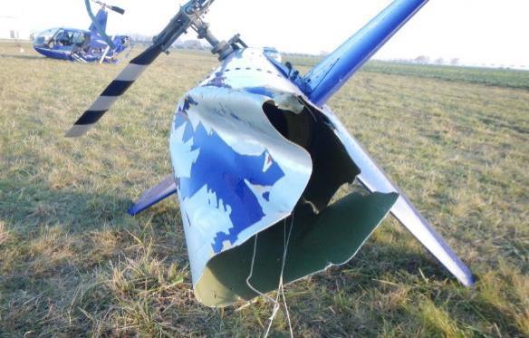 Letecká nehoda R 44 Raven I - pokračování Vrtulník byl za letu vážně poškozen a pádem na zem zcela zničen.