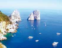 Z poloostrova Sorrento lze navštívit jeden z nejpůvabnějších ostrovů Tyrhénského moře Capri, nelze opomenout výlet do antických Pompejí a