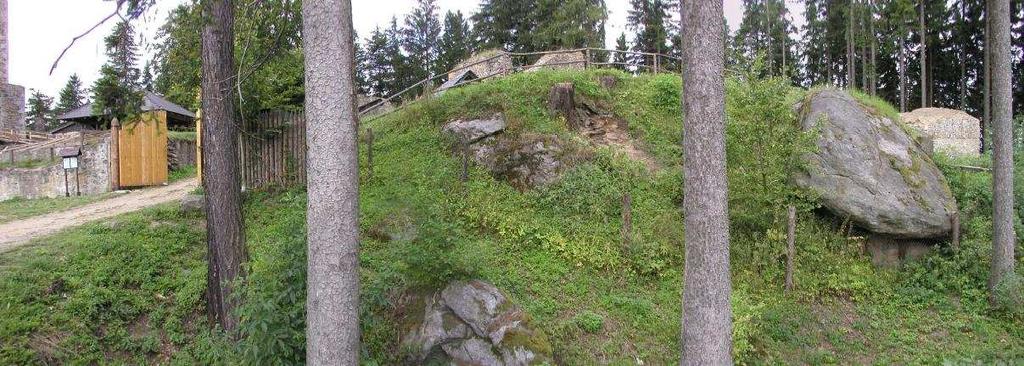 Hrad Orlík v roce 2009 opt poodhalil stípky z historie Od poátku kvtna roku 2009 byly zahájeny další zabezpeovací práce na hrad Orlík nad Humpolcem.