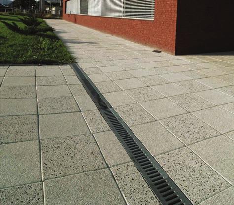 Platňový Linea platne Elegancia v pastelových farbách Vymývané drobné kamenivo v pastelových farbách na povrchu dodáva platniam Linea