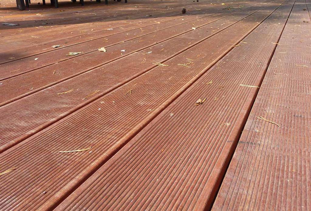 Terasa REAL DECK, Massaranduba 21 x 145 mm.