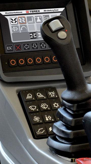 MIDI RYPADLO TEREX TC125 PŘESNÁ OBSLUHA, PLNÁ KONTROLA Stroj splňuje plně představy o jeho