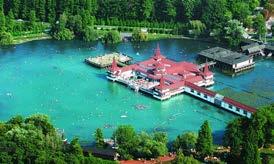 Výborná volba pro rodiny s dětmi. Jezero je ceněno pro výbornou kvalitu vody a služeb. Vzdálenost od: Prahy: 590 km, Brna 400km. Poznámka: hotel je v provozu od 27.4. do 24.9.2018.