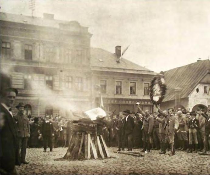 Duben 2018 Mezi lvem a orlicí: odraz vzniku republiky v r. 1918 na Rychnovsku 28. 4. 27. říjen roku 1918 byl pro mnohé ve vnímání každodenního života obyčejným a přesto nevšedním dnem.