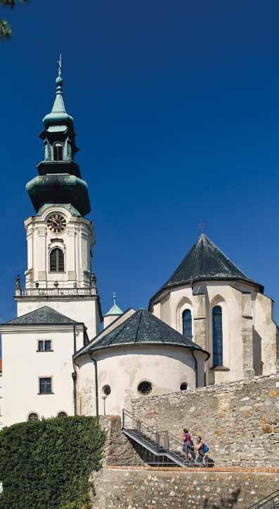 V Nitre sídlil knieža Pribina, ktorý dal v meste postaviť a vysvätiť prvý kresťanský kostol na Slovensku (okolo roku 828).