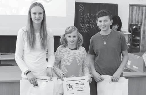 Besedu s významnými pamětníky na téma listopadových událostí, svobody a demokracie i hrůz komunistického režimu uvedla ředitelka Oblastní charity Sušice Marie Hrečínová Prodanová.