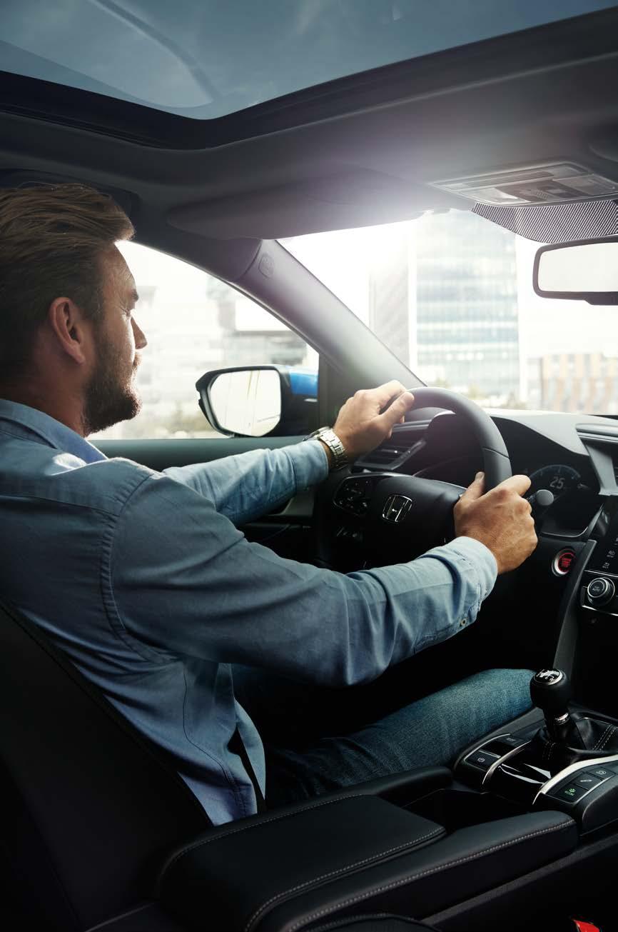 NAŠE MOTORY NOVÉ GENERACE Zkonstruovali jsme řadu motorů Earth Dreams Technology, které dodávají našemu nejnovějšímu modelu Civic výkon a hospodárnost odpovídající jeho vzhledu.