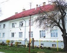 MIESTO KONANIA DRAŽBY: Mestský úrad Poprad, Nábrežie Jána Pavla II. 2802/3, 058 42 Poprad. NAJNIŽŠIE PODANIE: 5.800,00 EUR. DRAŽOBNÁ ZÁBEZPEKA: 600,00 EUR. TERMÍN OBHLIADKY č.1: 11.06.2012 o 12:00hod.