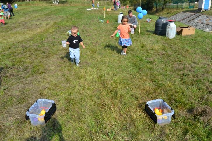 14 ECM dále připravilo pro rodiny s dětmi Cestu hastrmana, která se skládala z 5 stanovišť.