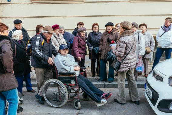 Krátkodobé (jednorázové) programy: Spolupráce s dobrovolníky v rámci krátkodobých programů využíváme od počátků existence spolku ŽIVOT 90, tj. od r. 1990. Místem realizace je převážně Hl.