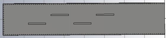 1.4 Štěrbinová anténní řada se 4 podélnými štěrbinami Obrázek 14: Pohled shora na anténní strukturu se 4 podélnými štěrbinami Na obrázku 14 je pohled na anténní strukturu s 4 podélnými štěrbinami,