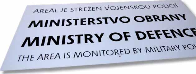 nahradí. Nejvyšším úředníkem ve státě se má stát náměstek pro státní službu podřízený ministru vnitra.