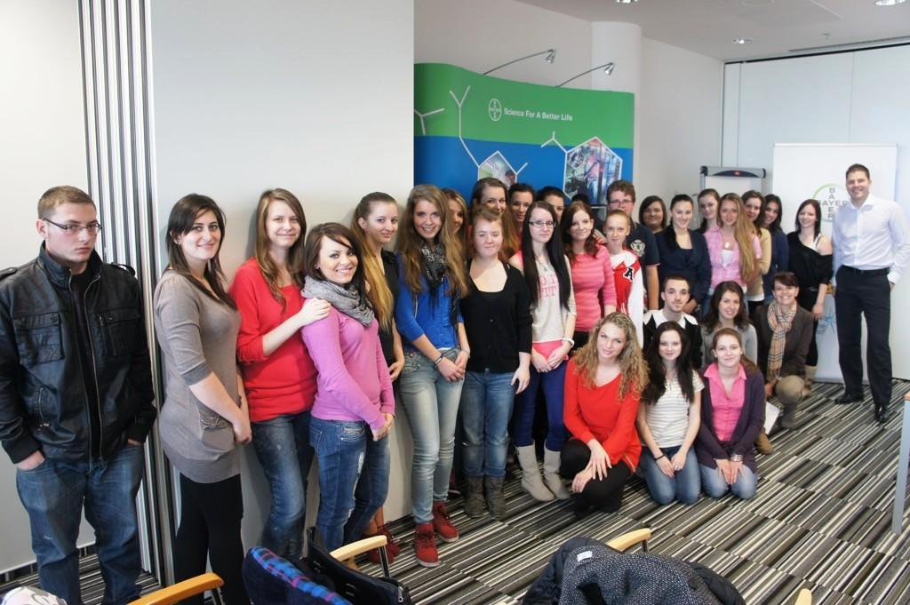 Dňa 12. marca 2013 študenti navštívili firmu Bayer.