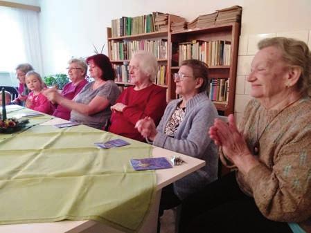 Příjemným zpestřením bylo taneční vystoupení starších dětí, které Neseme vám Vánoce pod vedením paní Lenky Ahmed zacvičily zumbu.