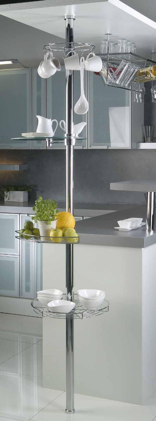 MULTIFUNKČNÍ SLOUP Multifunkční sloup umožňuje kreativní a funkční zařízení kuchyně a obývacího pokoje pomocí ocelových sloupů v kombinaci s praktickými držáky a poličkami.