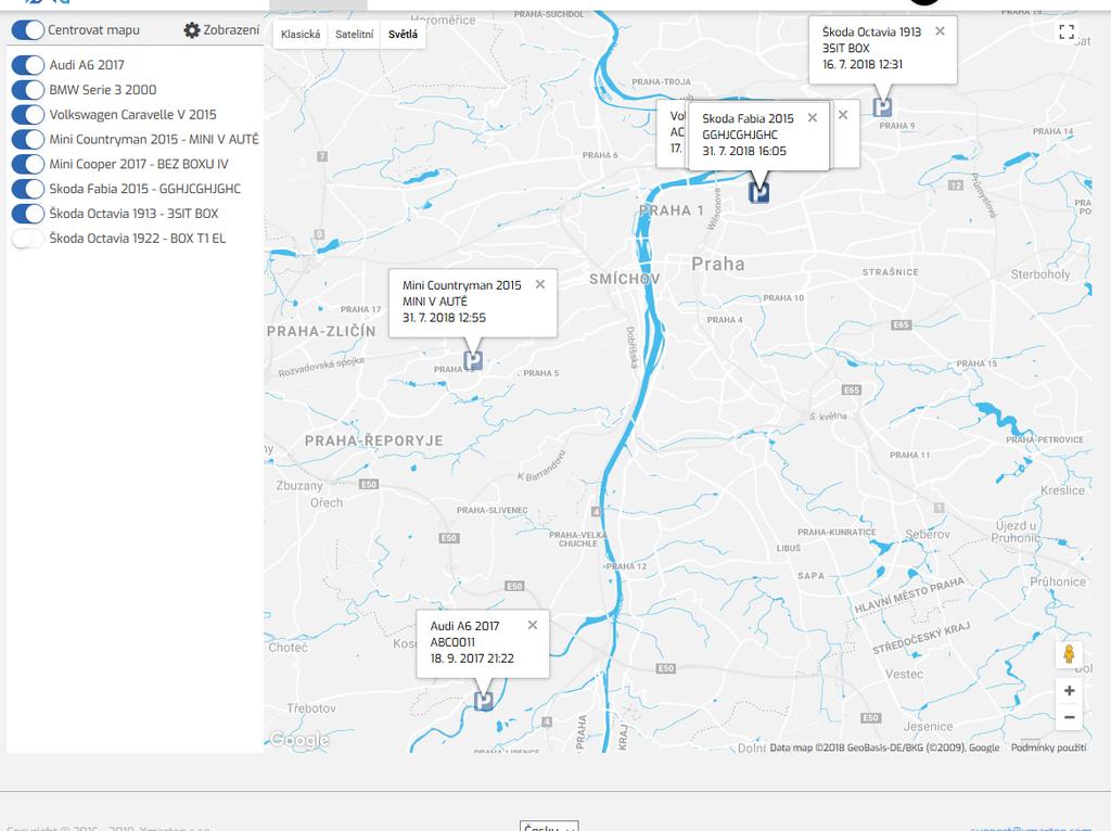 Sledování Obrazovka slouží ke sledování polohy aut, na která má uživatel oprávnění. Posuvník Centrovat mapu slouží k automatickému centrování na vybraná auta a to, i když jsou v pohybu.