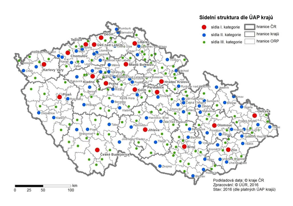 3. SÍDELNÍ STRUKTURA A ROZVOJOVÁ ÚZEMÍ 3.3 Centra sídelní struktury Obr. 3.2 Centra sídelní struktury z ÚAP krajů ČR Sídelní struktura byla v minulosti řešena v mnoha odborných studiích a jiných materiálech.