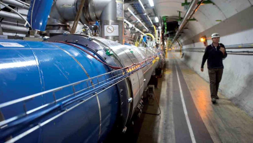 Podpora inovací pro inteligentní růst v Evropě EIB investuje do novátorského výzkumu, např. do velkého hadronového urychlovače v CERN v Ženevě. Úvěr ve výši 300 mil.