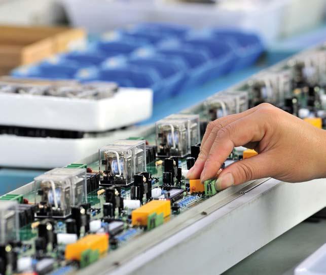 Průmysl Průmyslové vážení a měření 17 News Jak zvýšit produktivitu s koncepcí Industry 4.0 Objevte potenciál vážení Nečekejte, až se technologická koncepce Industry 4.0 naplní.