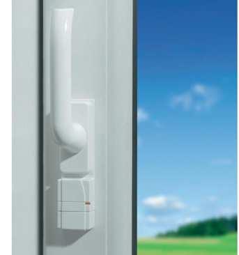 Vytápění místnosti (změna teploty vzduchu) vyžaduje v závislosti na velikosti použitých radiátorů určitý čas. Změníte-li požadovanou teplotu, pak se teplota v místnosti změní s určitým zpožděním.