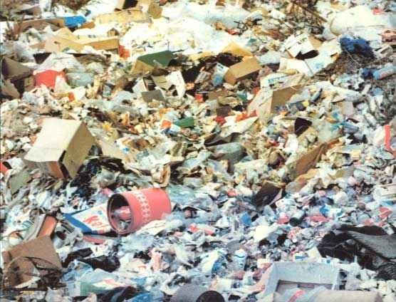 Plán odpadového hospodářství klíčový dokument v oblasti odpadového hospodářství v současné době je platný Plán odpadového hospodářství České republiky (POH ČR) na roky 2003 2013, který byl v souladu
