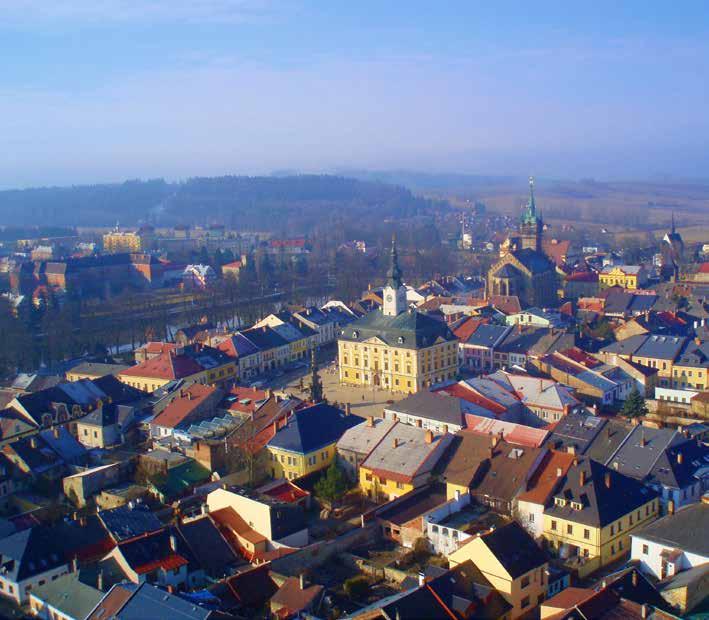 PRAVIDELNÁ NABÍDKA Polička je krásné historické město, kde můžete se svými žáky strávit příjemný celodenní výlet. Dominantou města je kostel sv.