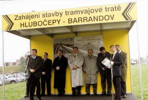 I do budoucna poëìt me s n kupem tïchto modernìch vozidel, kter kromï svè nìzkopodlaûnosti splúujì i velice tvrdè normativy EURO III, kterè jsou opït öetrnïjöì k ûivotnìmu prost edì.