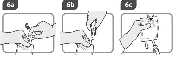 Udržujte infuzní vak překlopený, připojte infuzní linku. Napojte intravenózní linku podle pokynů výrobce. Zavěste infuzní vak.