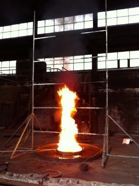 Zkoušky v Liège Sálání tepla z požáru 24 zkoušek Měnilo se Experimenty Průměr požáru (0,6 m, 1,0 m, 1,4 m, 1,8 m a 2,2 m) Hořlavina