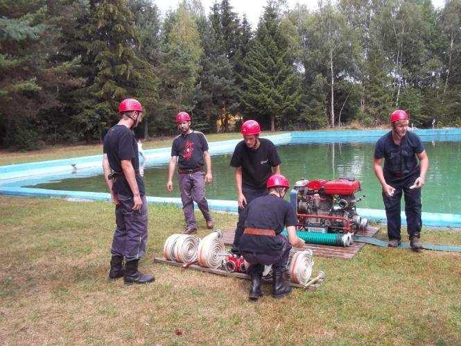 Sout že se zúčastnilo p t družstev muž a to: SDH Tedražice, SDH Týnec u Klatov, SDH Mochtín, SDH K ížovice a SDH Číha a dv družstva žen SDH Číha.