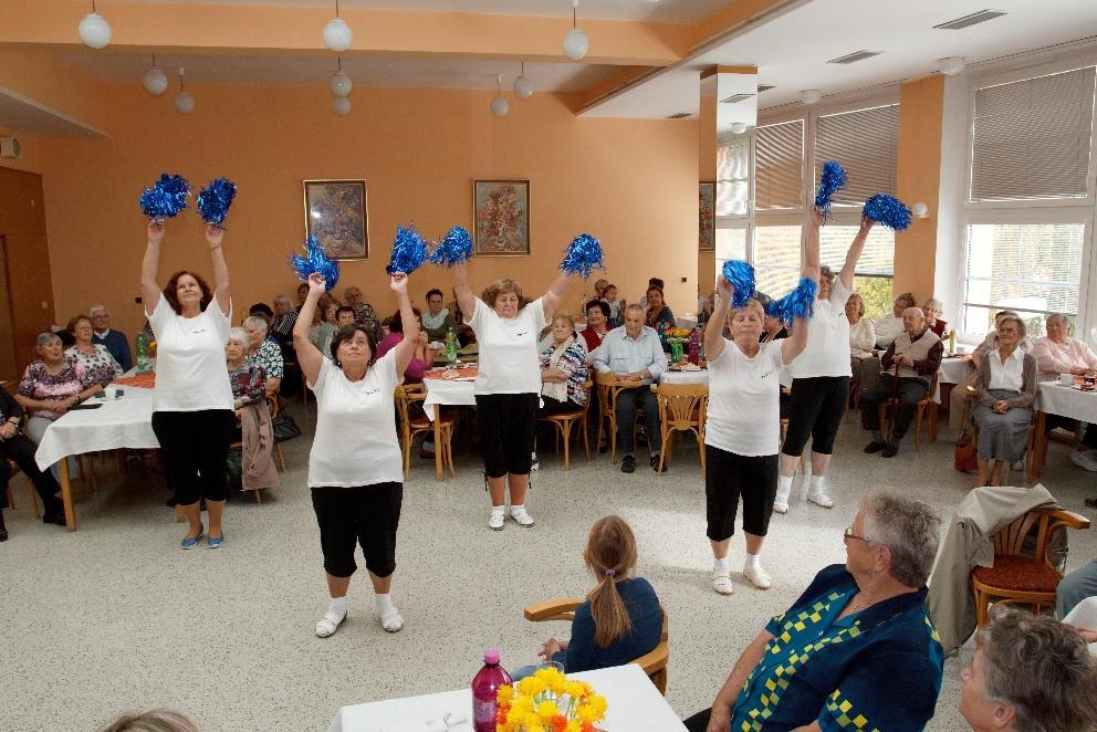 VII. Centrum sociálních služeb Tišnov, příspěvková organizace, AKCE PRO SENIORY V průběhu celého roku se pořádaly pro seniory různé společenské, kulturní a další akce, které umožňují seniorům aktivně