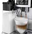 B nastavitelné množství kávy a vody nastavitelná teplota kávy (nízká, střední, vysoká) funkce předpaření pro intenzivní aroma nastavitelné množství kávy a vody