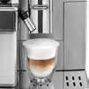 kávovy ch a mléčny ch receptů připraveny ch jedním stiskem, od perfektního espressa až po perfektní mléčnou pěnu: espresso, káva, LONG, doppio+, cappuccino, latte macchiato, caffee latte nebo