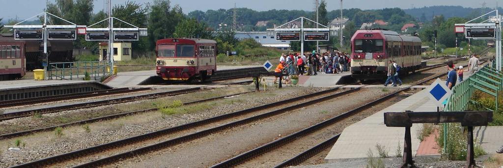 Jako případy nevhodných úprav, kdy sice došlo oproti předchozímu stavu k výraznému zlepšení, ale přesto v rámci rekonstrukce nebylo dosaženo optimálních