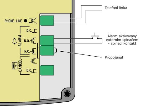 Zapojení tlačítka ALARM se spínacím kontaktem Zapojení tlačítka