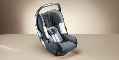Bezpečnost a ochrana Dětská sedačka Baby Safe - 0 do 13 kg Dětská sedačka Duo - 9 do 18 kg Řiďte bezpečněji a chraňte váš Opel.