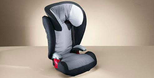 sedačka pro novorozence a kojence do váhy 13kg a přibližně do věku 24 měsíců Sedačka může být v automobilu zafixována bezpečnostními pásy nebo systémem ISOFIX.